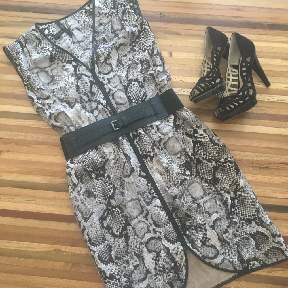 BCBG snake print mini dress with belt size XS